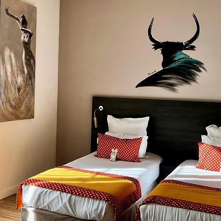 Hotel Saint Louis Эг-Морт Экстерьер фото